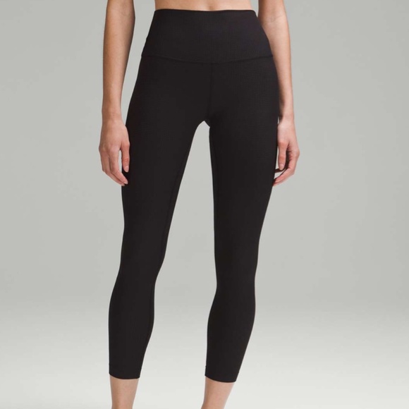 Lululemon High-Rise Yoga Tight 25" *Grid Texture - Picture 1 of 3